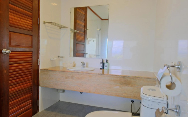 Mam Kai Bae Beach Resort