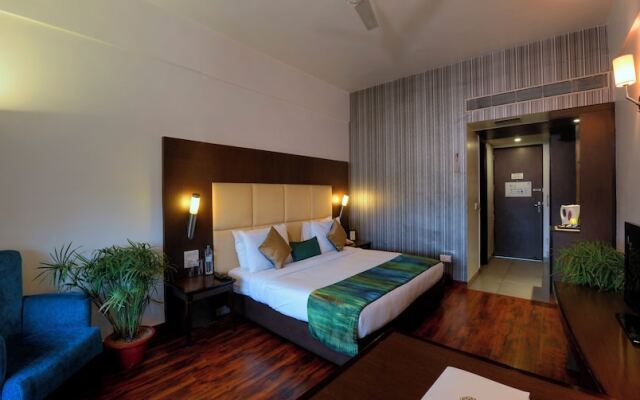 TreeHouse Hotel Club & Spa