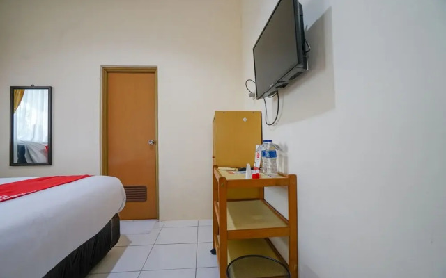 Hotel Tri Mustika by Oyo Rooms