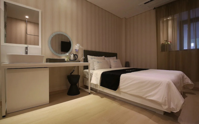 Asan Hotel Cube
