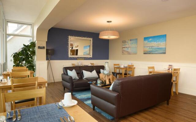 Channel View Hotel