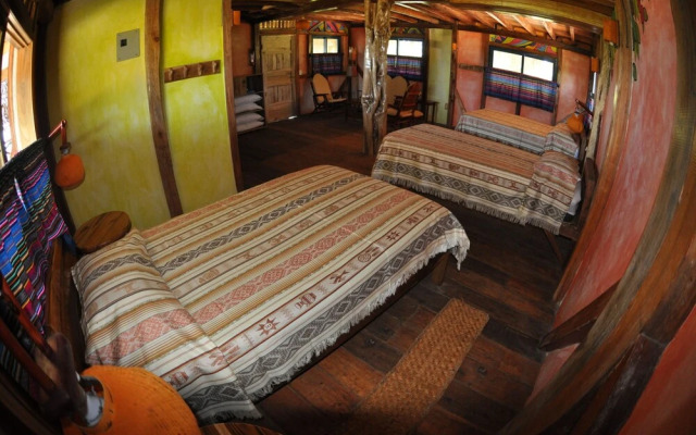 Azuluna Eco-Lodge