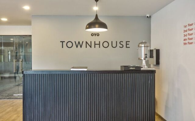 OYO Townhouse 156 Maraimalai Nagar