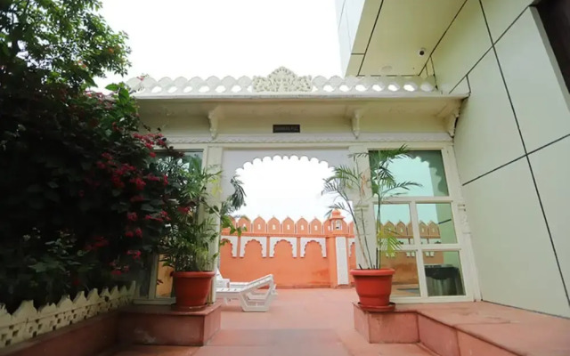 Raha Hotel