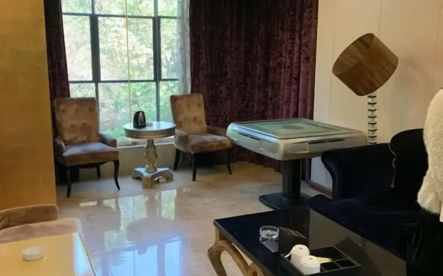 Leishan Defeng Kailong Hot Spring Hotel