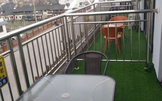 Yue Yue Theme Hostel