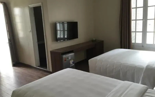 Tulip Hotel