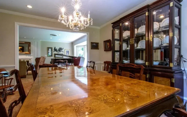 Seldom Scene Meadow Bed & Breakfast