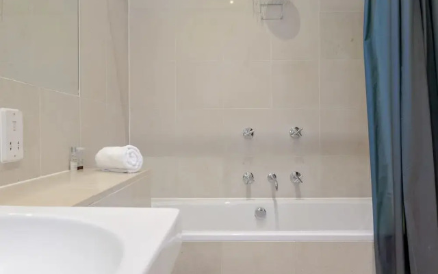 2 Bedroom Loft Near Edgware Road