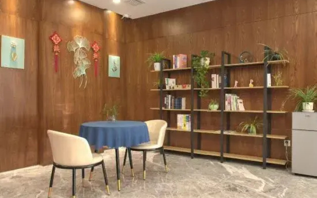 Kaili Xinshishang Hotel (Wanda Plaza)