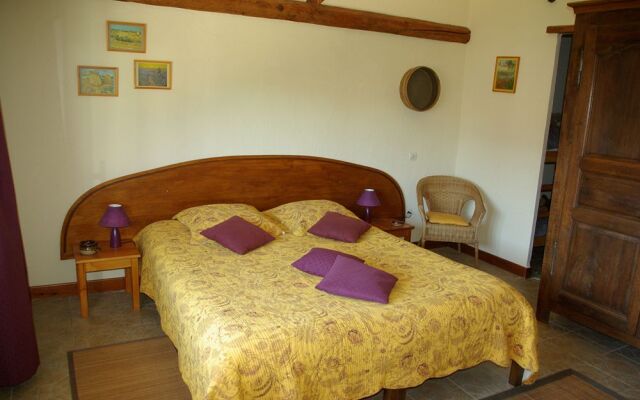 Les Chandelles Bed & Breakfast