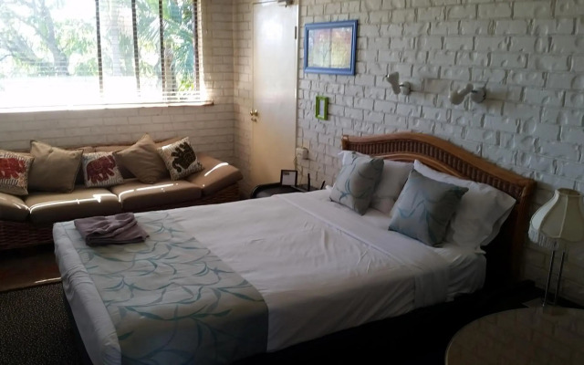 Holland Park Motel