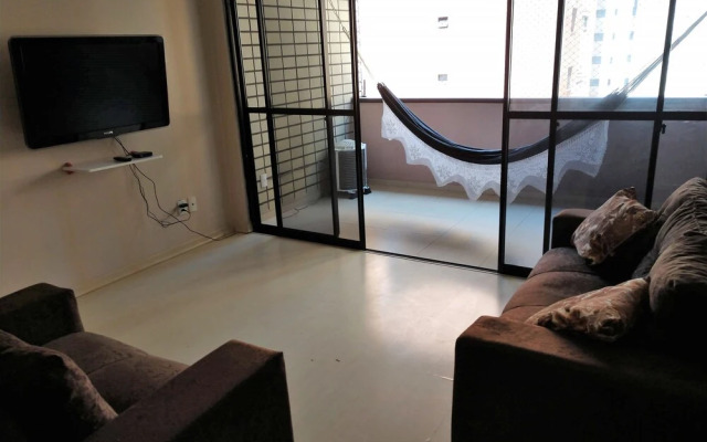 Apartamento a 200m feirinha beira mar