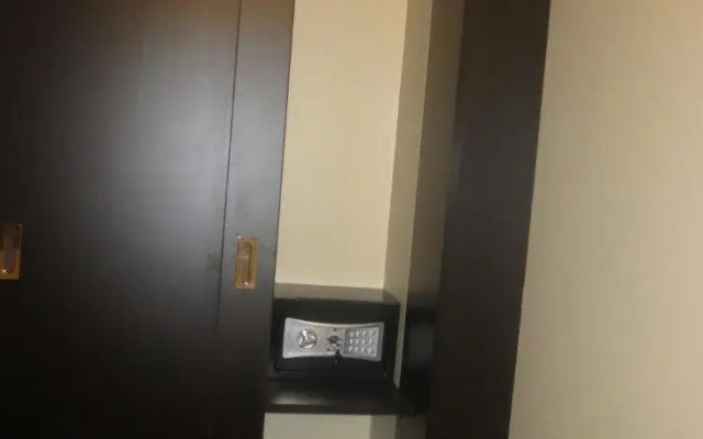 Real Suite