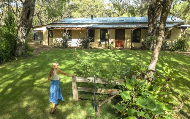 William Bay Cottages