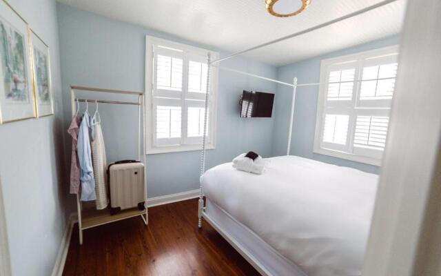 Guesthouse Charleston EAST 44