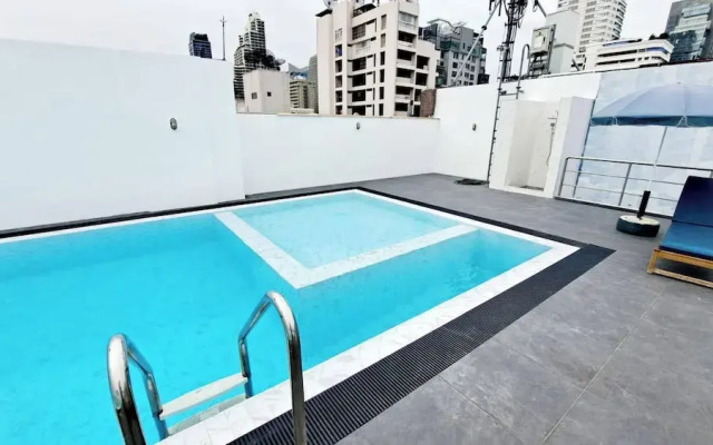 4A - No Impact From Earthquake 2bedrooms 2 Bath Downtown Bangkok