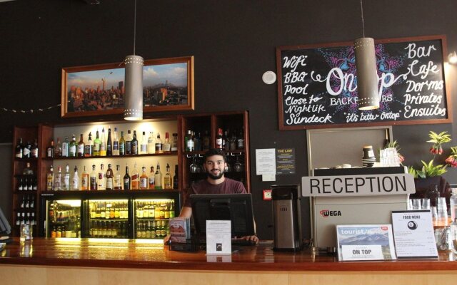 On Top Apartments & Hostel Backpackers