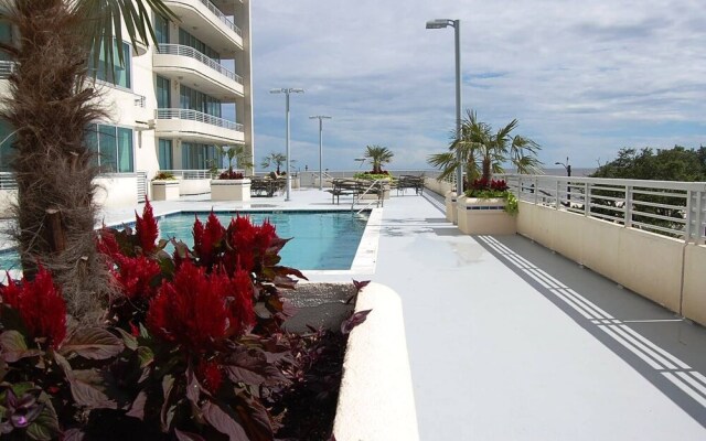 Ocean Club 403