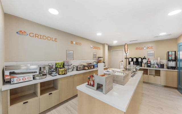 Sonesta ES Suites Austin The Domain Area