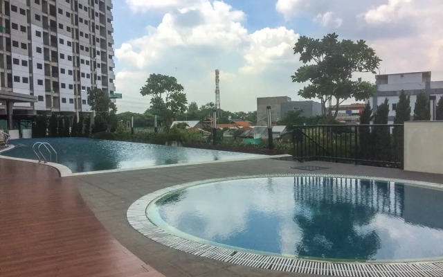 Nice Studio At Oasis Cikarang Apartment