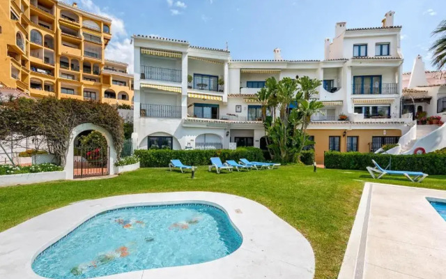 Cabopino Marina Apartment by Rafleys