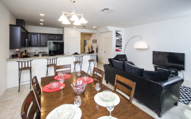 Compass Bay 3131