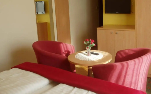 Hotel Alt Kirchheim