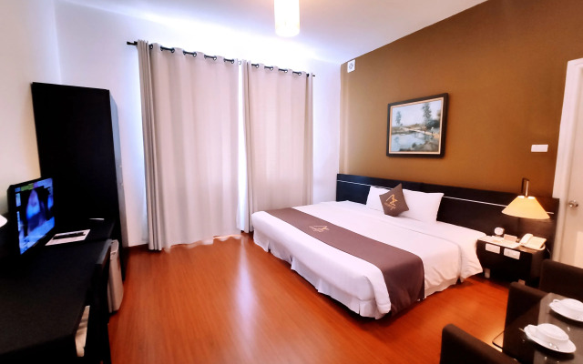 Ocean Hotel 2