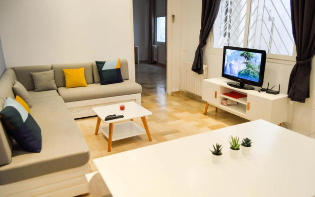 Cosy apartment @ La marsa Corniche-Beach