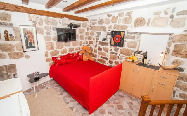 Cozy Stay in Kotors Old Town