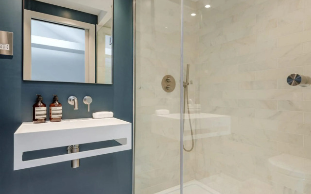 Notting Hill Gate Residence VI