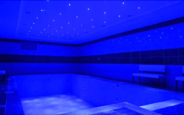 Grand Beyaz Saray Hotel