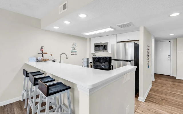 Bluewater Resort 803