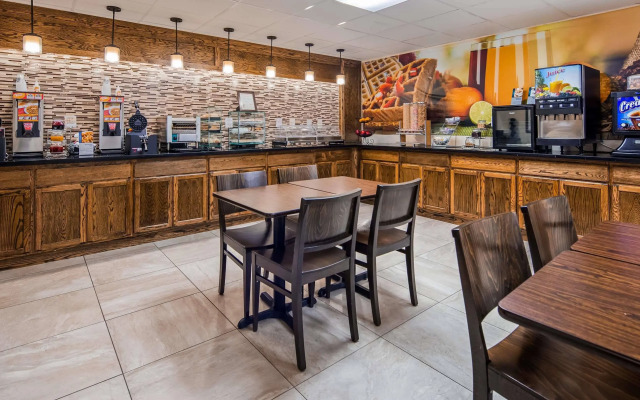 Best Western Inn At Blakeslee-pocono