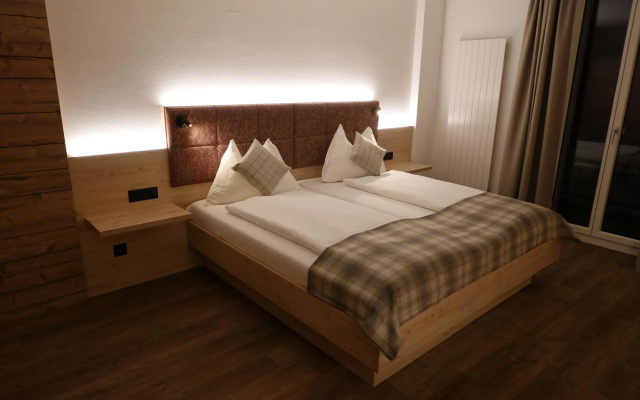 Hotel Schweizerhof Engelberg – Guest Rooms – Engelberg