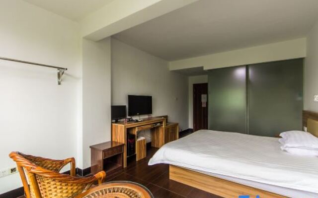 Wuyishan Xuecheng Hotel