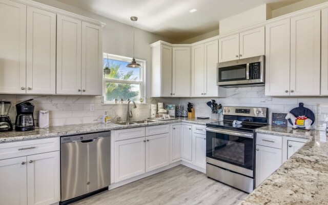 Blue Dolphin 4 Bedroom Home