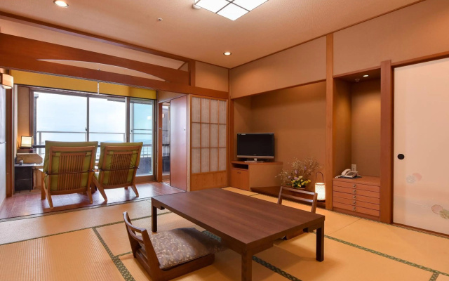 Hotel Sanrakuso – Guest Rooms – Shirahama