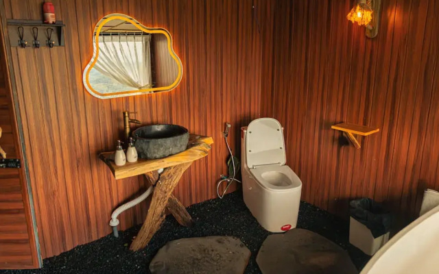 Cloud9 & Cloud View Glamping