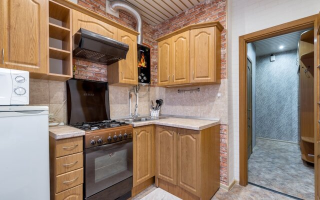 FlatHome24 on Yaroslavskiy 38