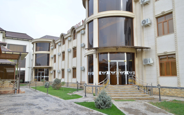 Отель Saroy Palace