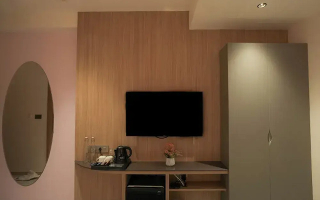 Sudarshan Palace By Spree