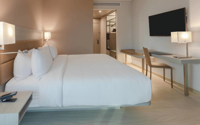 AC Hotel by Marriott Santa Marta