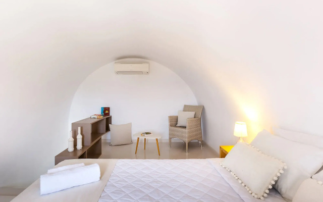 Memories Beach Hotel