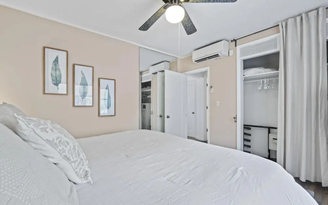 Serene Seaside Escape 1BR Bliss