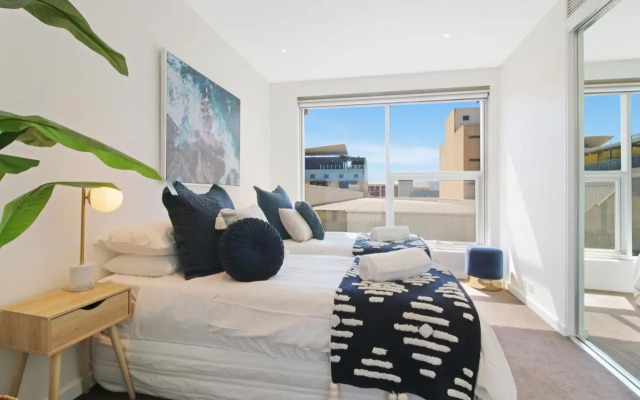 ★Lux 2BR on Hindmarsh SQ★