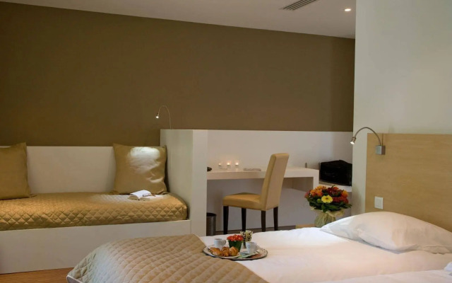 Logis LOrée du Bois