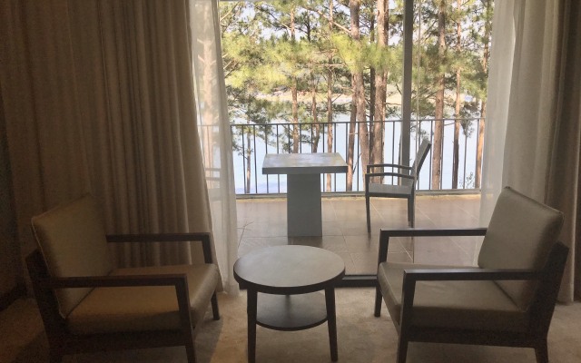Terracotta Hotel & Resort Dalat