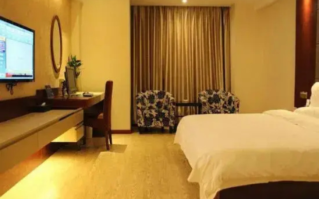 GreenTree Inn (Nantong Tongzhou District Century Avenue Jianghai Huangdu Branch)
